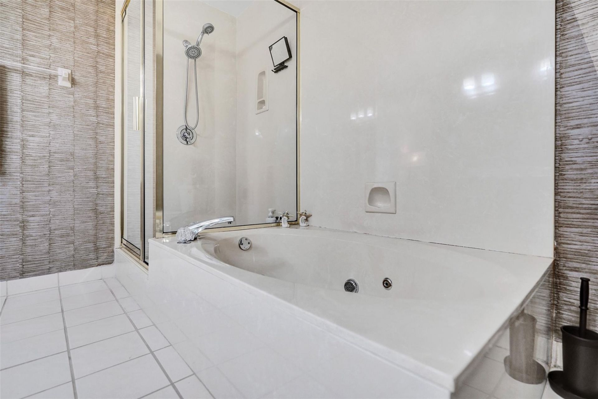 270 Captains Walk, Unit 310, Delray Beach, FL 33483 Photo