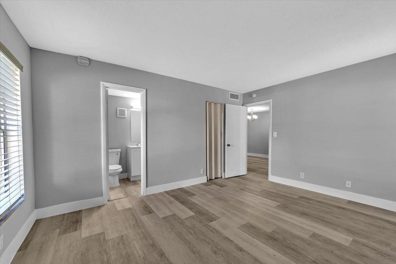 8380 Lagos De Campo Boulevard, Unit 110, Tamarac, FL 33321 Photo