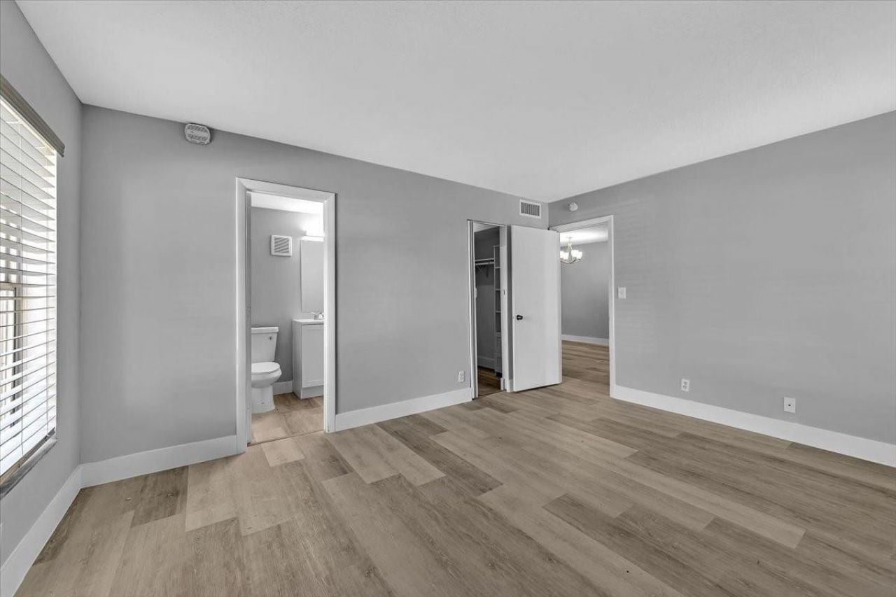 8380 Lagos De Campo Boulevard, Unit 110, Tamarac, FL 33321 Photo