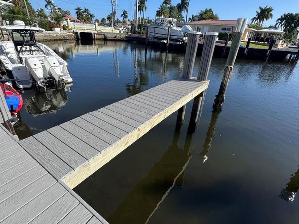 840 SE 22nd Ave #D1, Pompano Beach, FL 33062