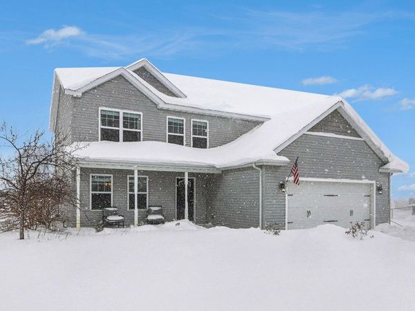 50160 Willis Street, Paw Paw, MI 49079