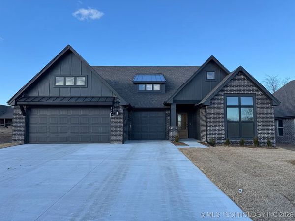 3143 E 147th Place , Bixby, OK 74008
