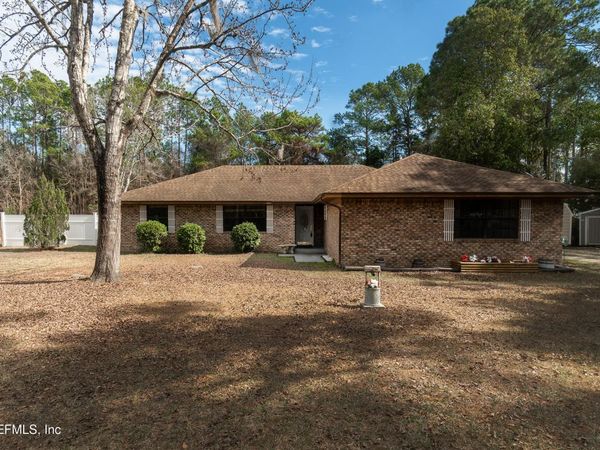 2435 RANGE LINE Road, Middleburg, FL 32068