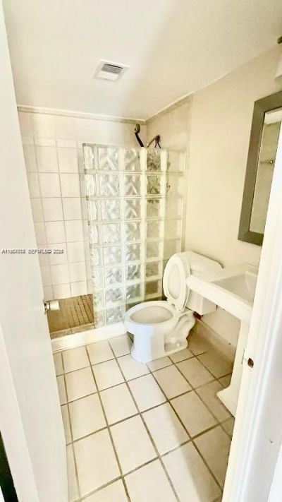 1631 NE 114th St , Unit 201, Miami, FL 33181 Photo