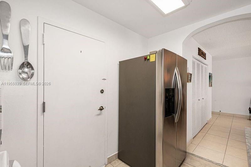 17800 Atlantic Blvd, Unit 203, Sunny Isles Beach, FL 33160 Photo