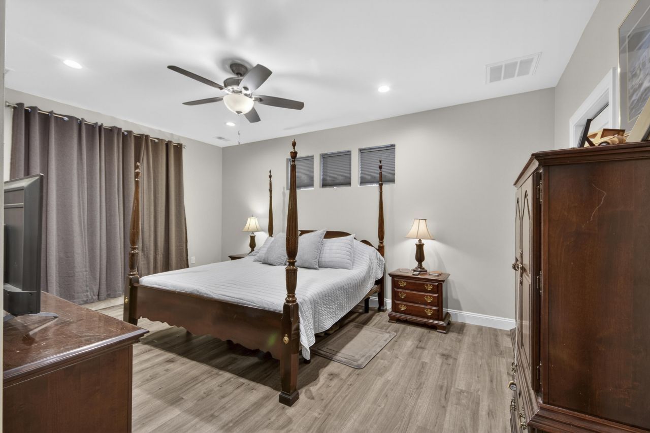 1723 W Avalon Circle Photo 14