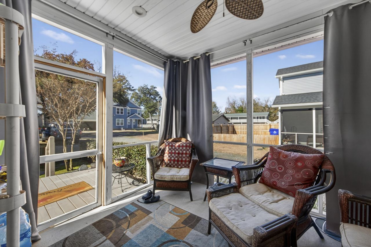 1723 W Avalon Circle Photo 26