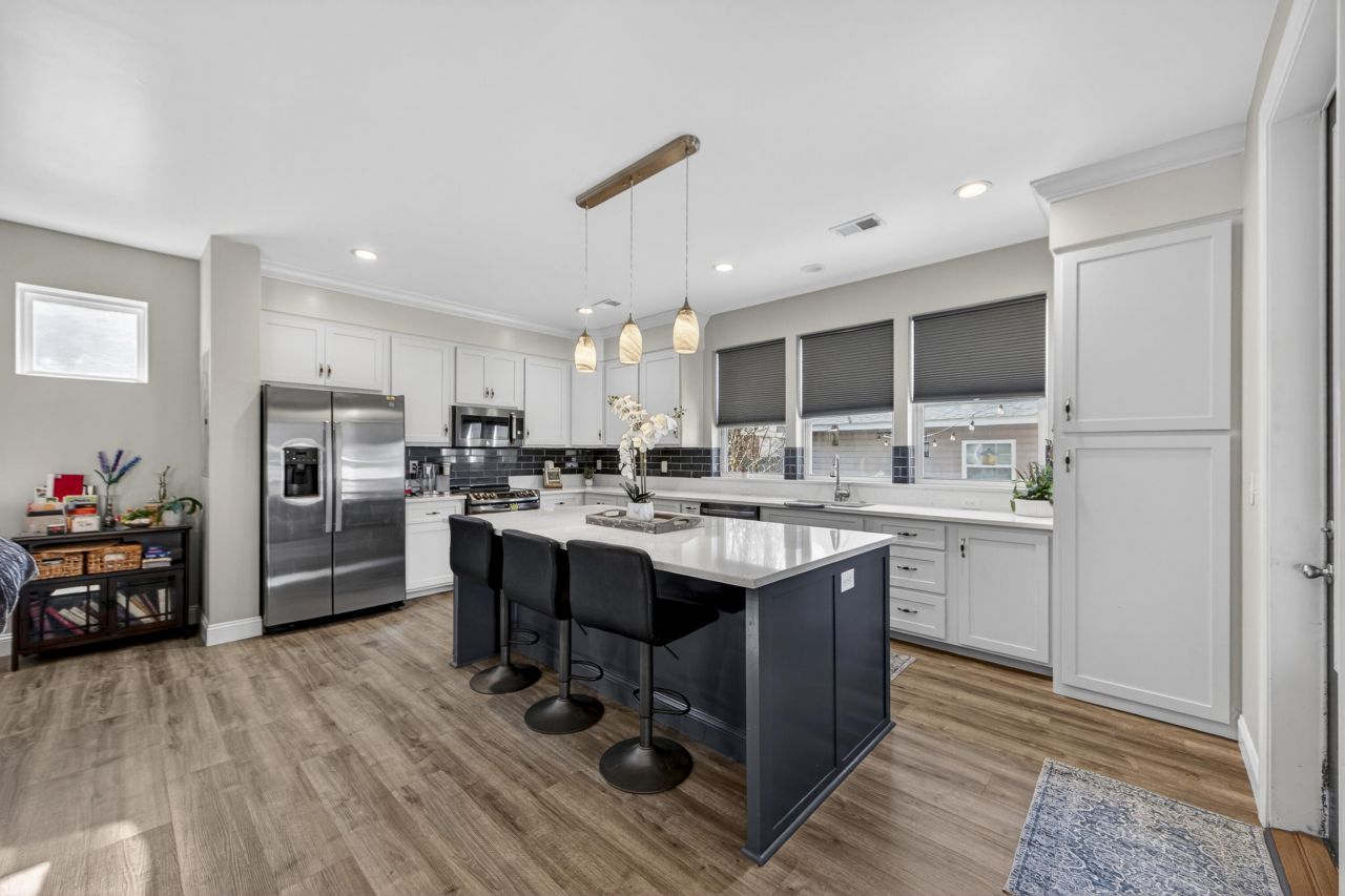 1723 W Avalon Circle Photo 6