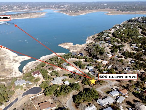 699 Glenn, Canyon Lake, TX 78133