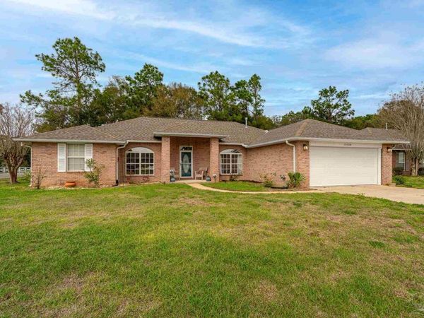 10754 Crosscut Dr, Pensacola, FL 32506