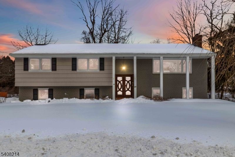 59 Sun Valley Way, Morris Plains, NJ 07950 Main Photo