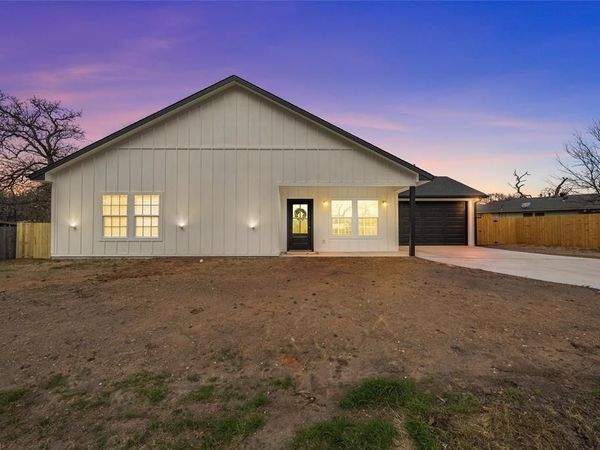 1813 Post Oak Drive, Waco, TX 76705