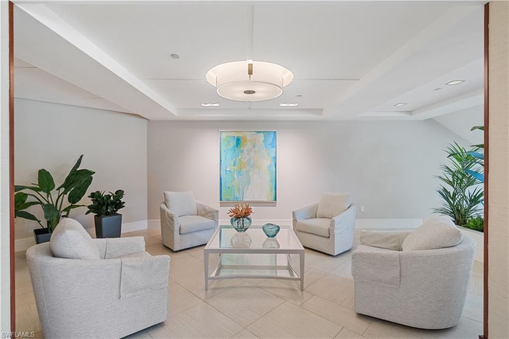 5601 Turtle Bay Dr, Unit 803, Naples, FL 34108 Photo