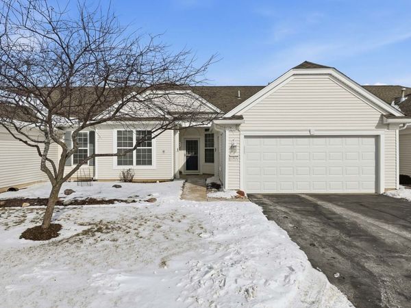 13032 Briargate Drive, Huntley, IL 60142
