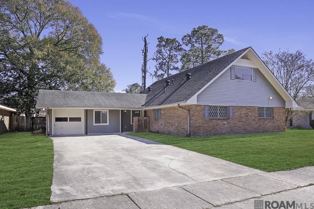 1897 Erlanger Dr, Baton Rouge, LA 70816 Main Photo