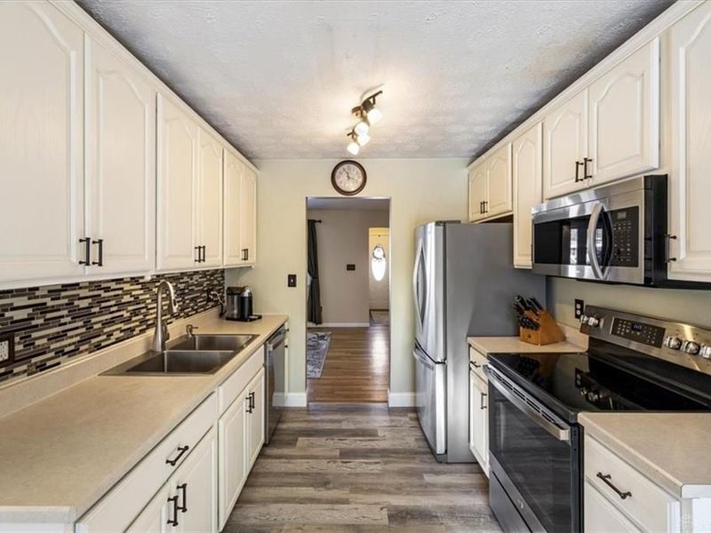 213 Cedar Drive, West Milton, OH 45383 Photo 8