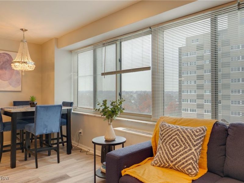 12520 Edgewater Drive, Unit 1203, Lakewood, OH 44107 Photo 13