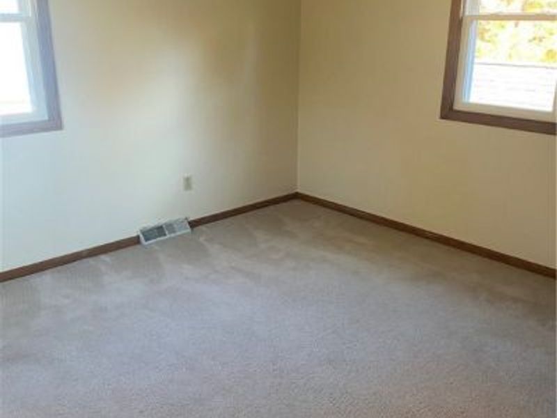 35755 Miles Road, Moreland Hills, OH 44022 Photo 32