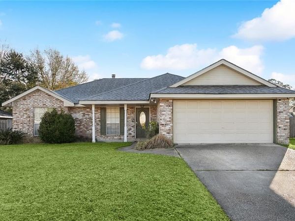 113 CRESCENTWOOD Loop, Slidell, LA 70458