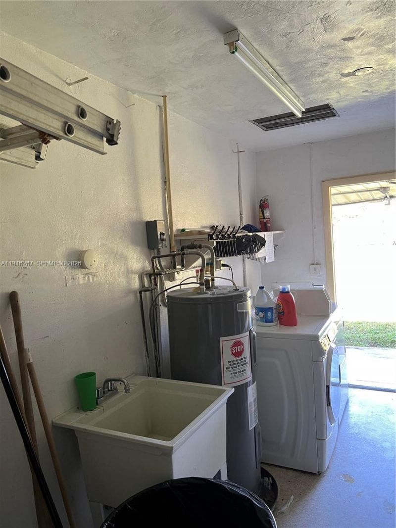 2702 Pierce St, Unit 5, Hollywood, FL 33020 Photo