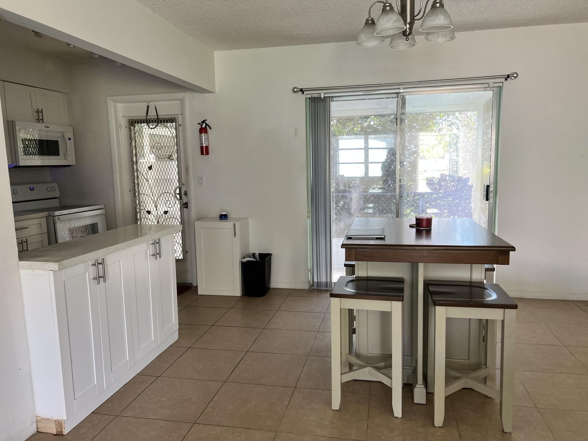 2702 Pierce St, Unit 5, Hollywood, FL 33020 Photo