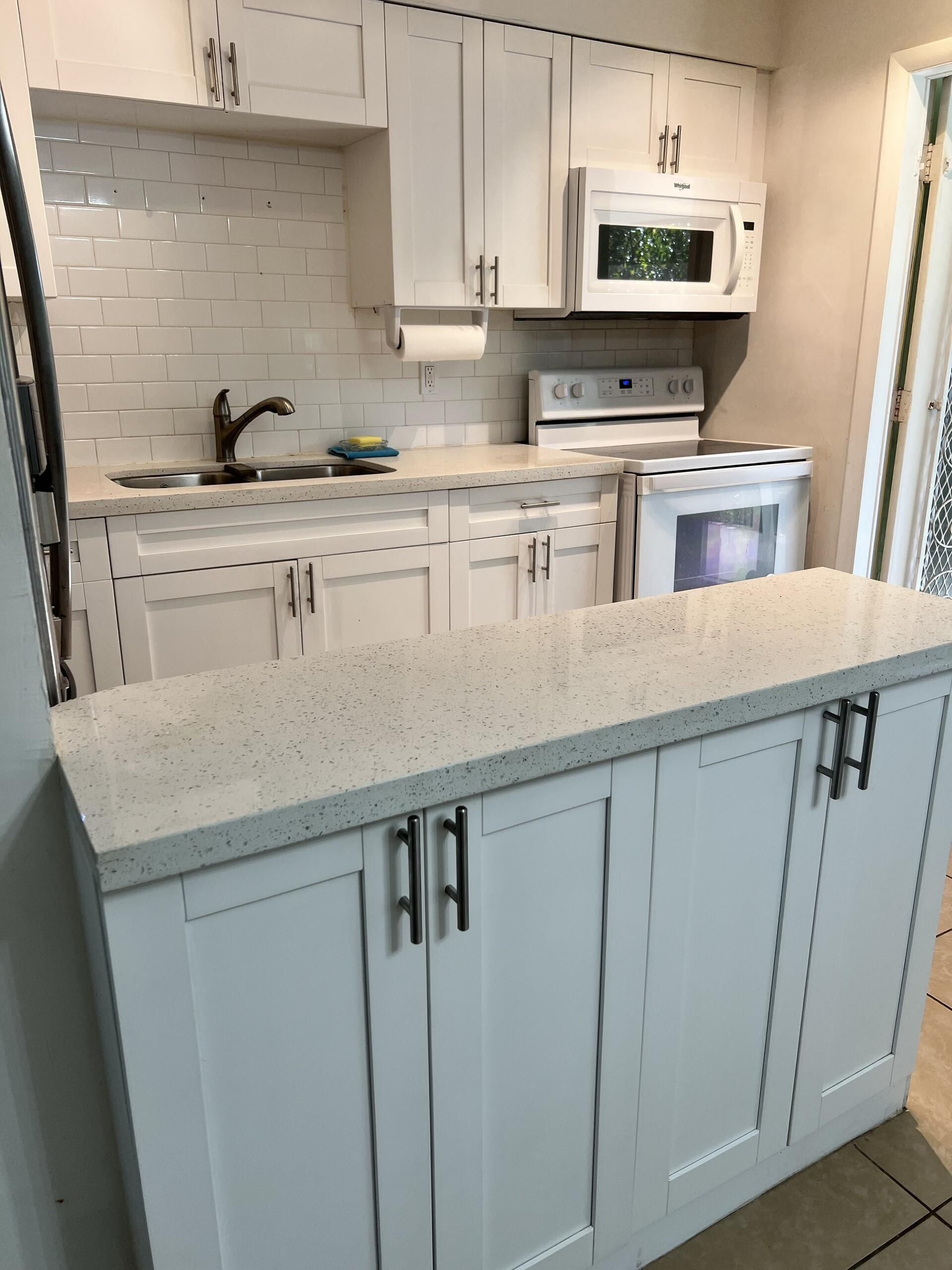 2702 Pierce St, Unit 5, Hollywood, FL 33020 Photo