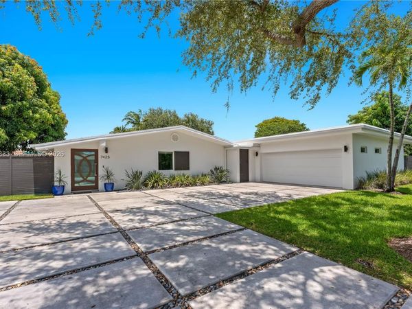 7425 SW 139th Ter, Palmetto Bay, FL 33158