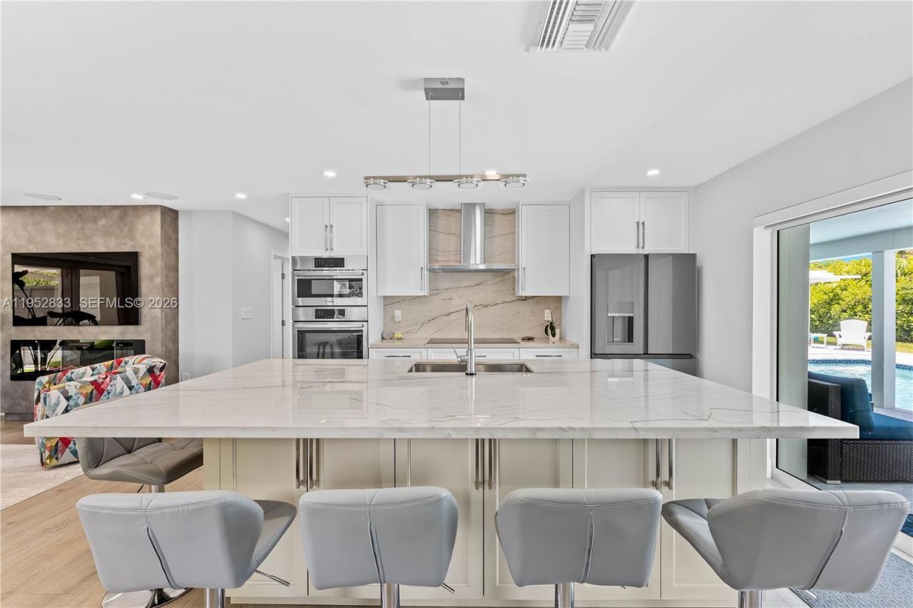 7425 SW 139th Ter, Palmetto Bay, FL 33158 Photo