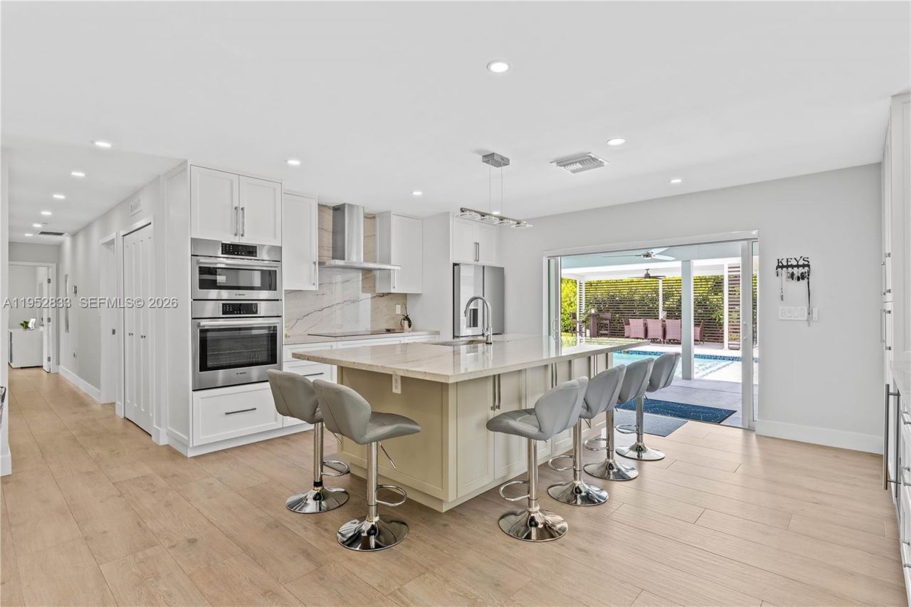 7425 SW 139th Ter, Palmetto Bay, FL 33158 Photo