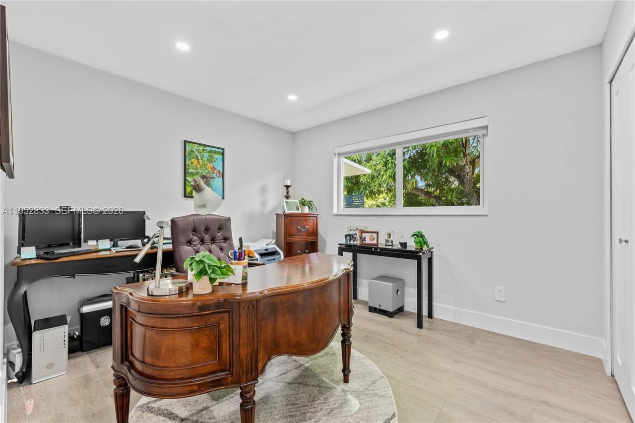 7425 SW 139th Ter, Palmetto Bay, FL 33158 Photo