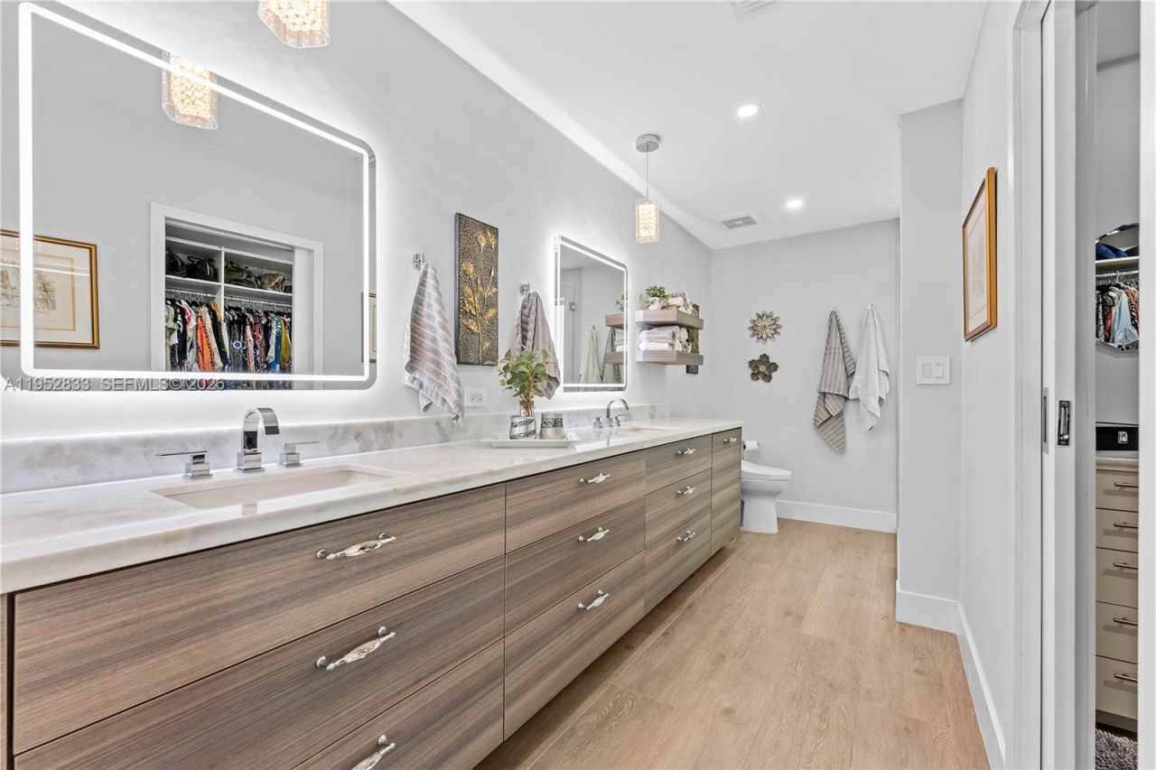 7425 SW 139th Ter, Palmetto Bay, FL 33158 Photo