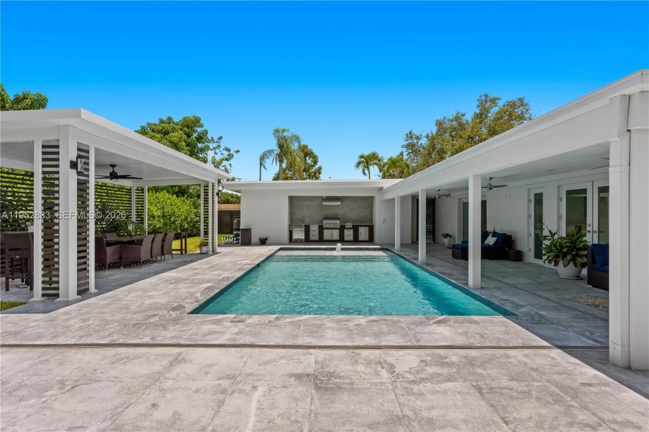 7425 SW 139th Ter, Palmetto Bay, FL 33158 Photo