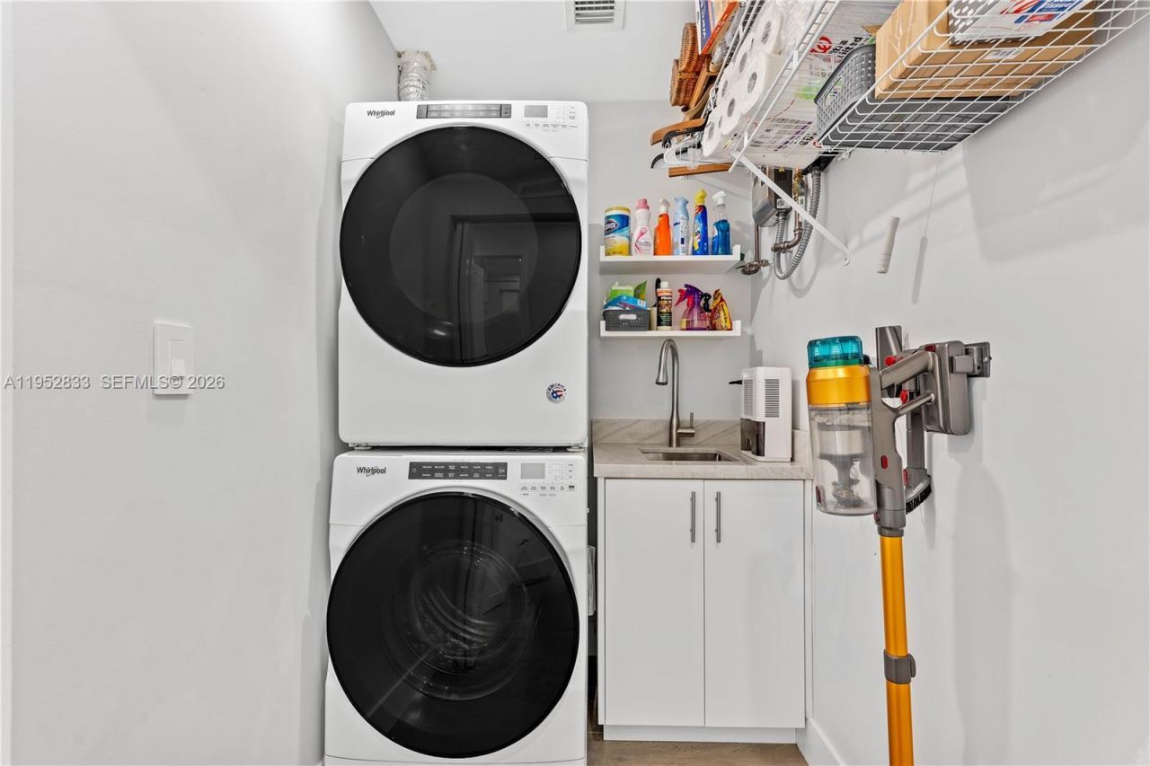 7425 SW 139th Ter, Palmetto Bay, FL 33158 Photo