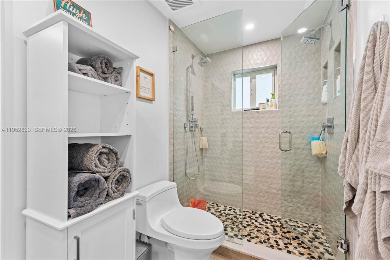 7425 SW 139th Ter, Palmetto Bay, FL 33158 Photo