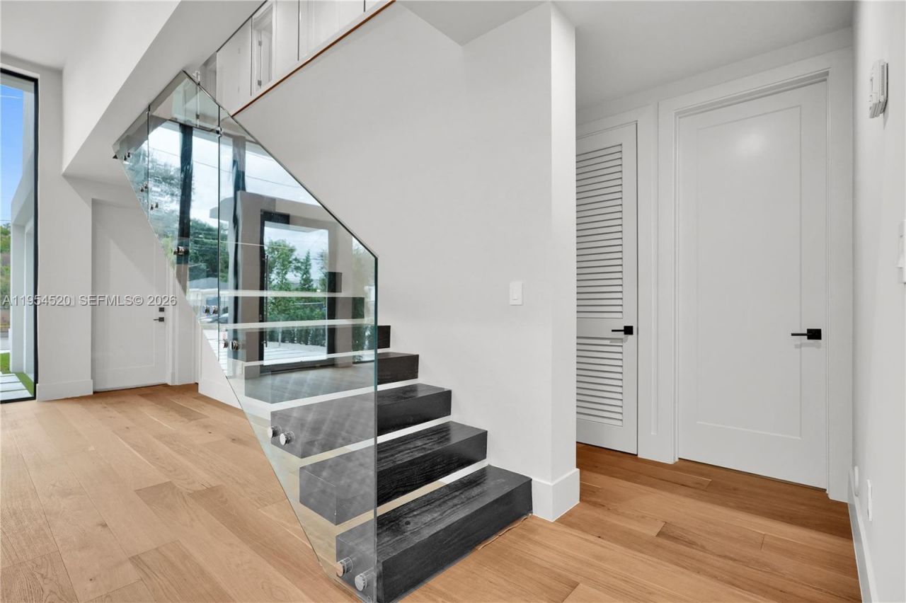 229 NW 42nd St , Miami, FL 33127 Photo