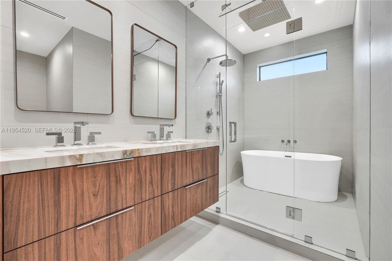 229 NW 42nd St , Miami, FL 33127 Photo