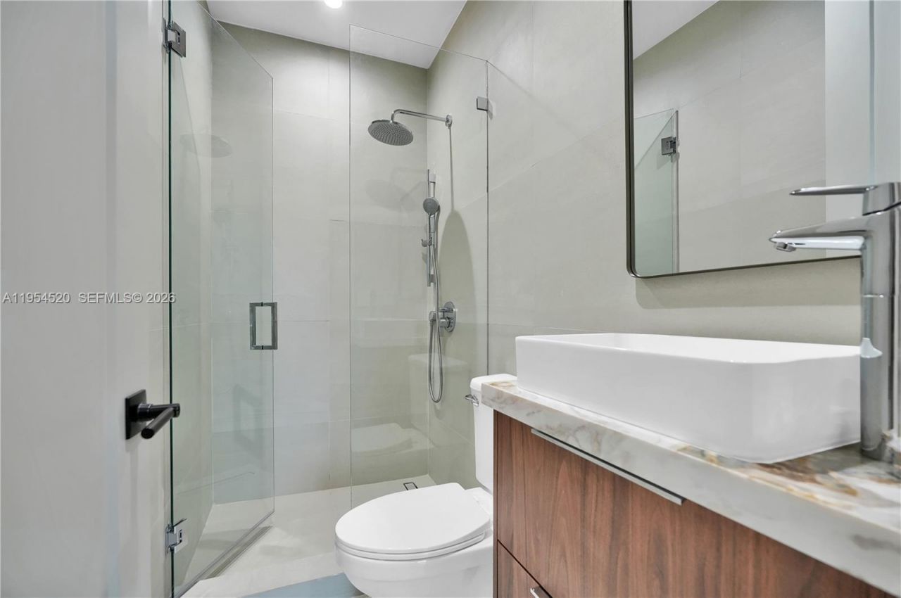 229 NW 42nd St , Miami, FL 33127 Photo