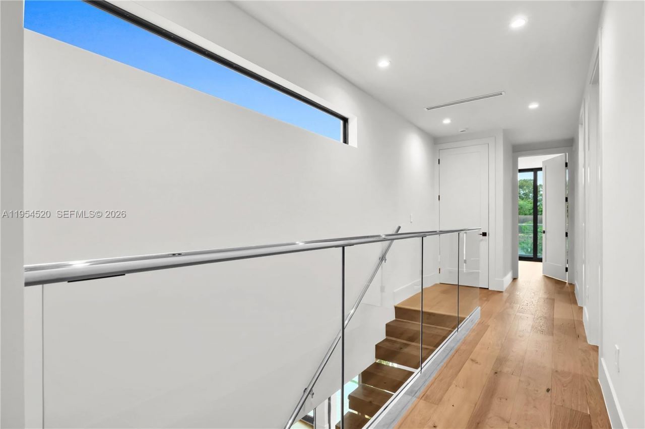 229 NW 42nd St , Miami, FL 33127 Photo