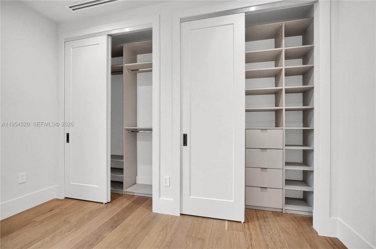 229 NW 42nd St , Miami, FL 33127 Photo