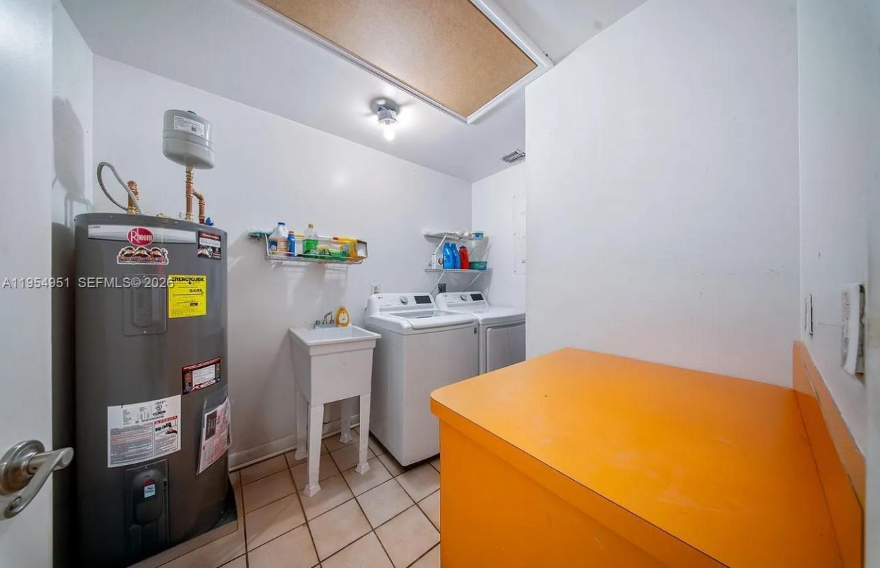 298 SE Grove , Port Saint Lucie, FL 34983 Photo