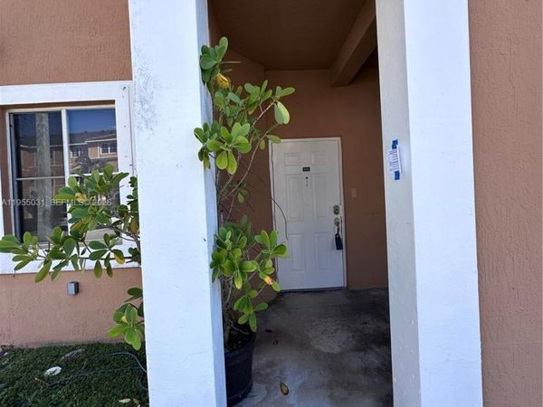 7090 NW 177th St, Unit 100-9, Hialeah, FL 33015