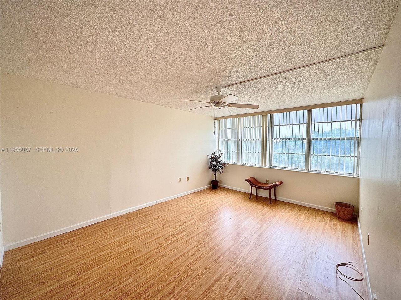 1100 Saint Charles Pl , Unit 411, Pembroke Pines, FL 33026 Photo