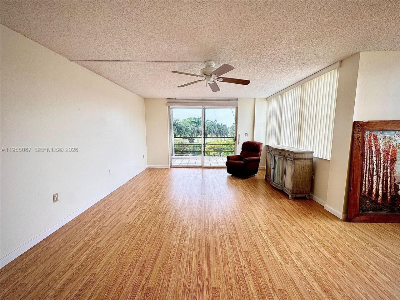 1100 Saint Charles Pl , Unit 411, Pembroke Pines, FL 33026 Photo
