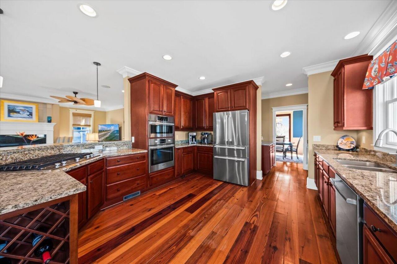 1597 Rivertowne Country Club Drive Photo 16