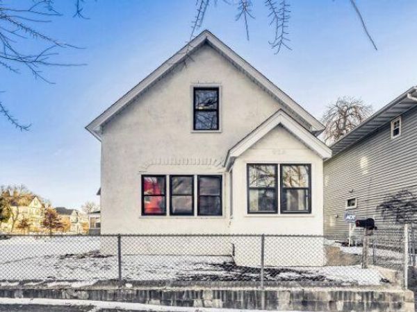 924 Farrington Street, Saint Paul, MN 55117