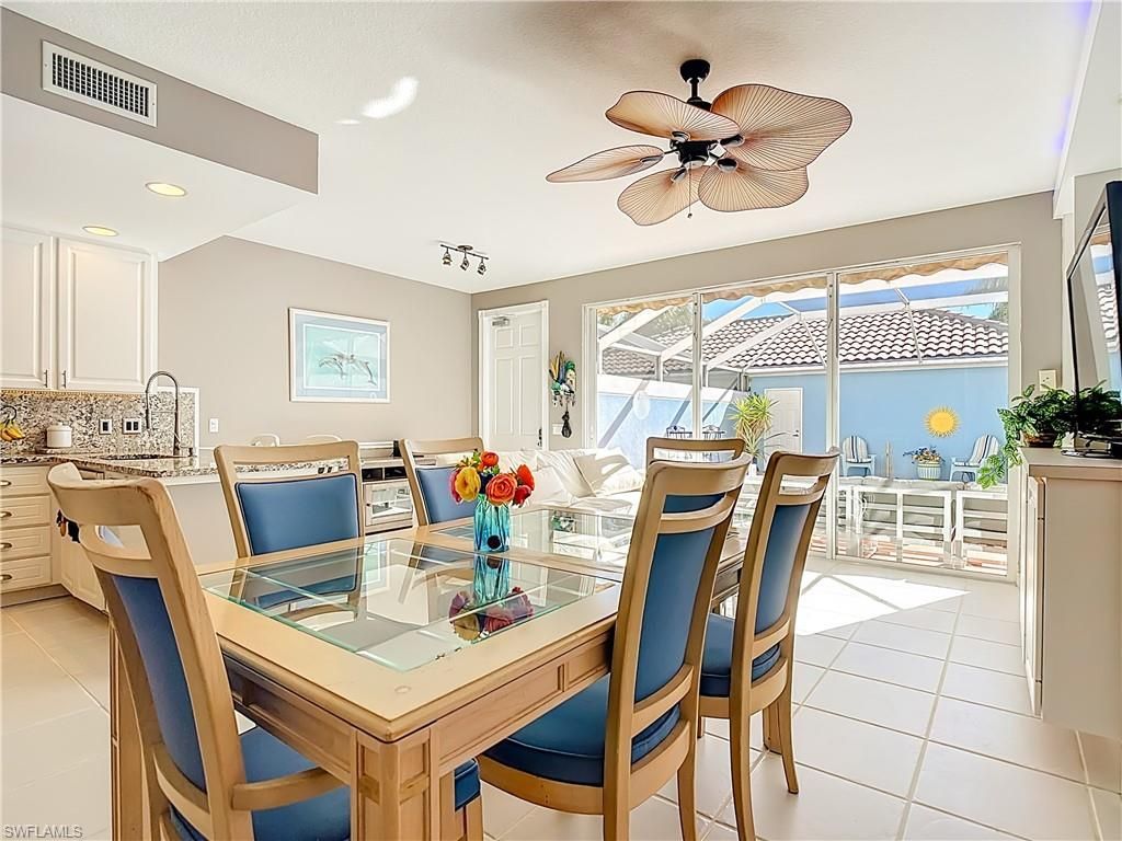 6186 Towncenter Cir, Naples, FL 34119 Photo