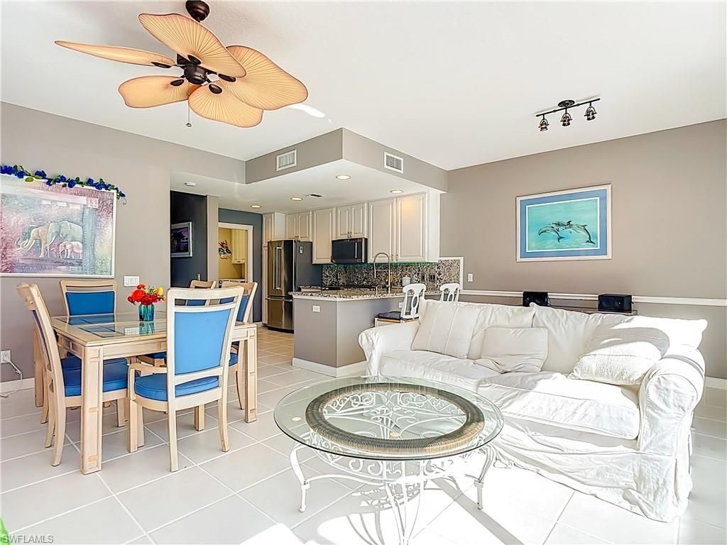 6186 Towncenter Cir, Naples, FL 34119 Photo