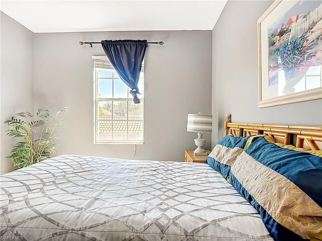 6186 Towncenter Cir, Naples, FL 34119 Photo