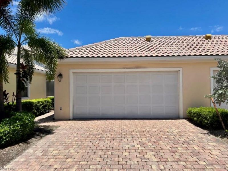 6186 Towncenter Cir, Naples, FL 34119 Photo