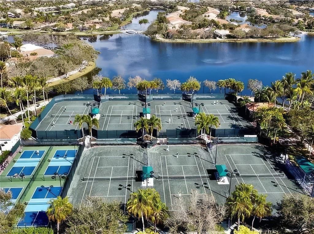 6186 Towncenter Cir, Naples, FL 34119 Photo